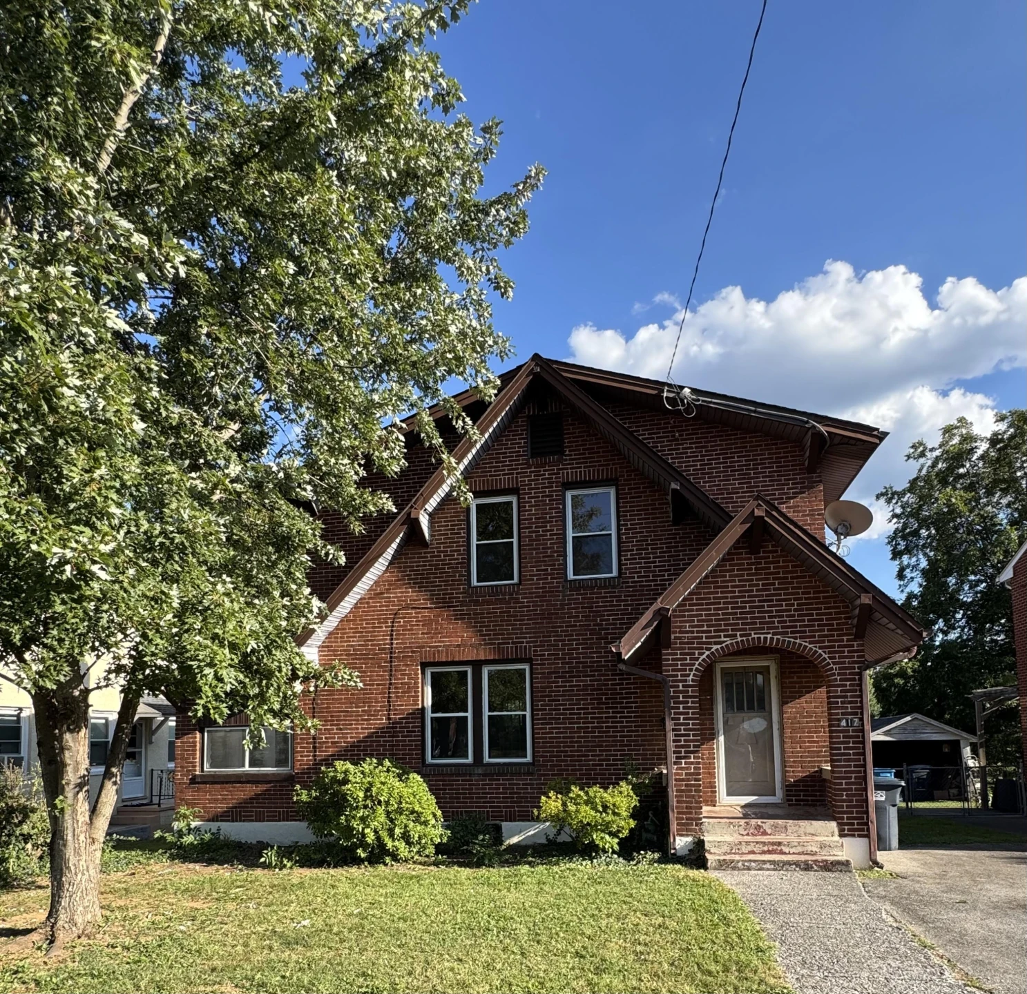 417 Fieldale RD NE