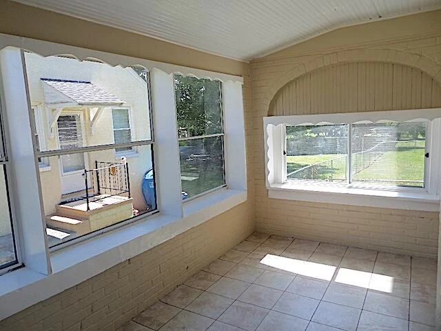 417 Fieldale RD NE - Photo 12