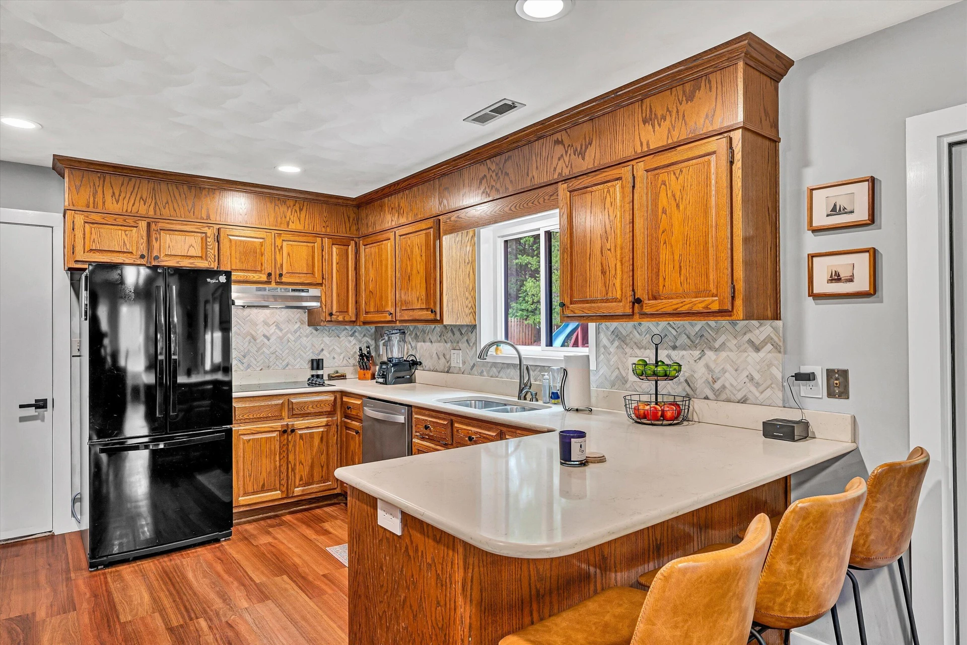 150 INDIAN POINTE DR - Photo 12