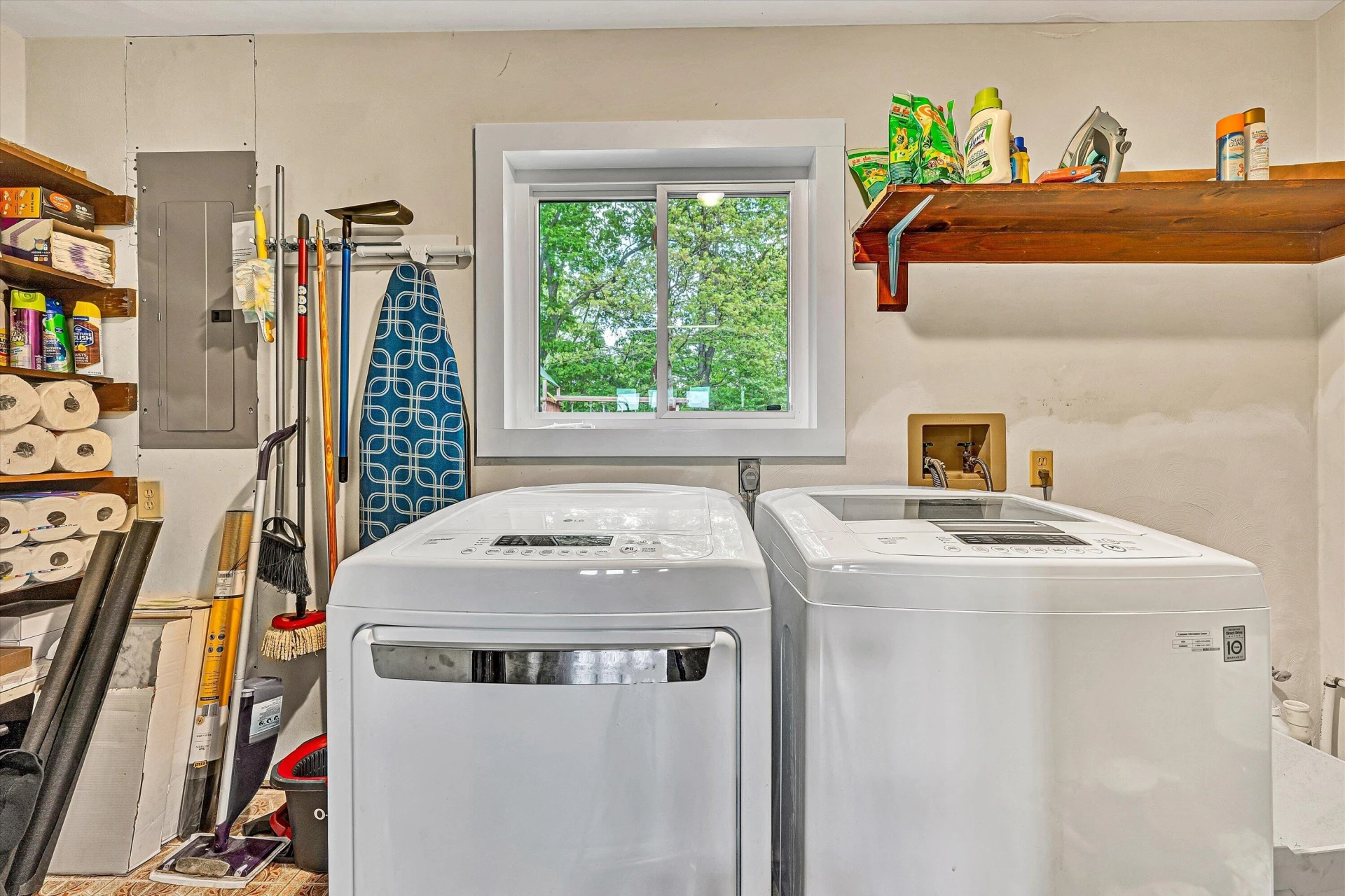 150 INDIAN POINTE DR - Photo 22