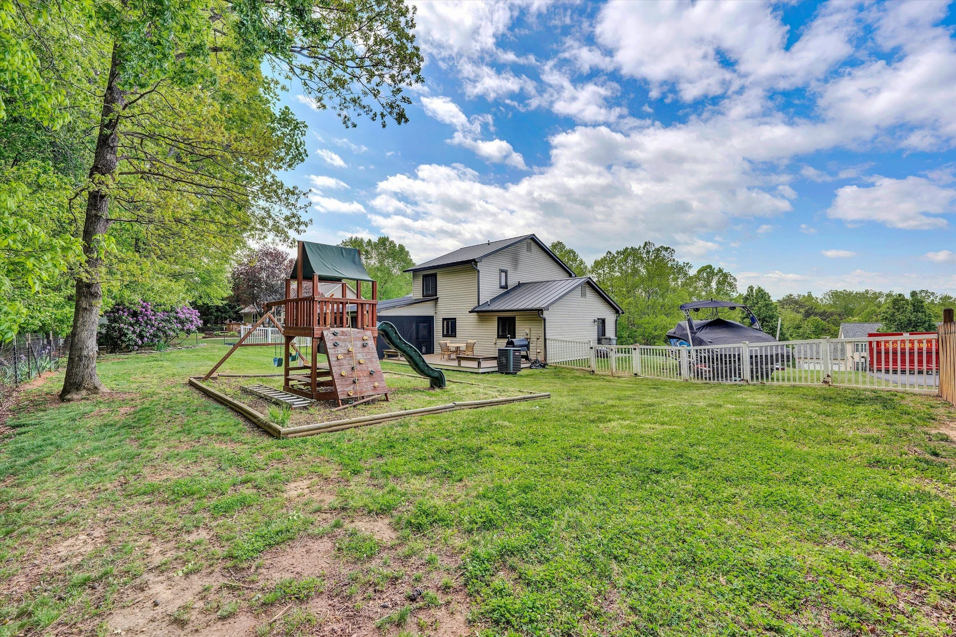 150 INDIAN POINTE DR - Photo 31