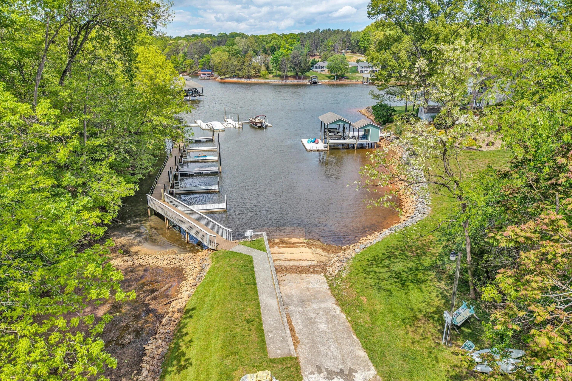 150 INDIAN POINTE DR - Photo 34