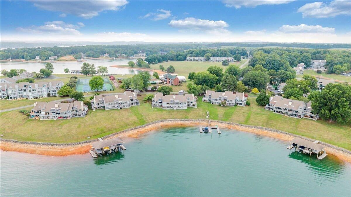 897 Ashmeade RD - Photo 12