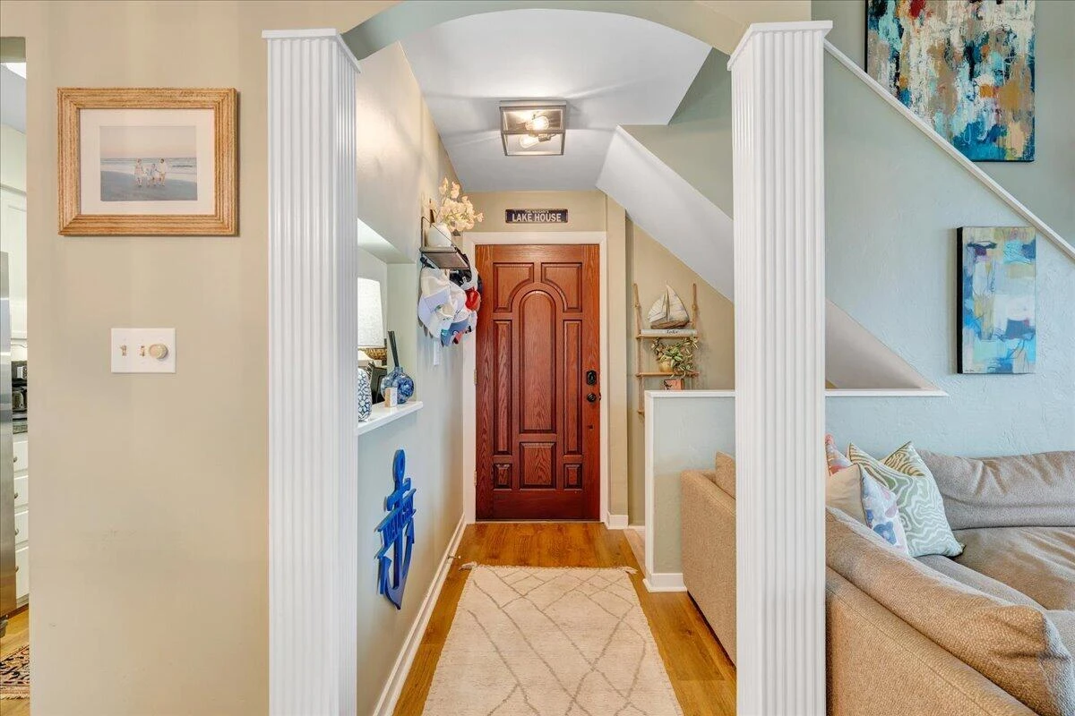 897 Ashmeade RD - Photo 18