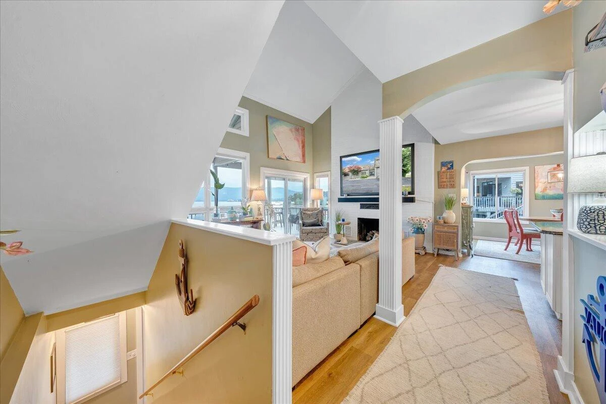 897 Ashmeade RD - Photo 19