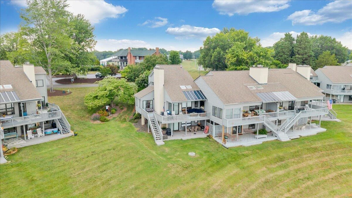 897 Ashmeade RD - Photo 87