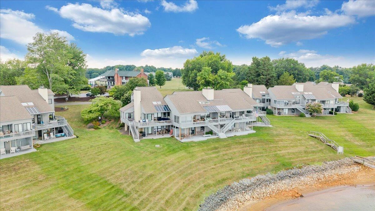 897 Ashmeade RD - Photo 88