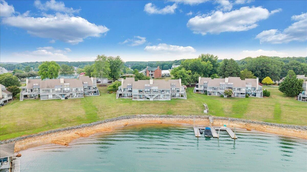 897 Ashmeade RD - Photo 95