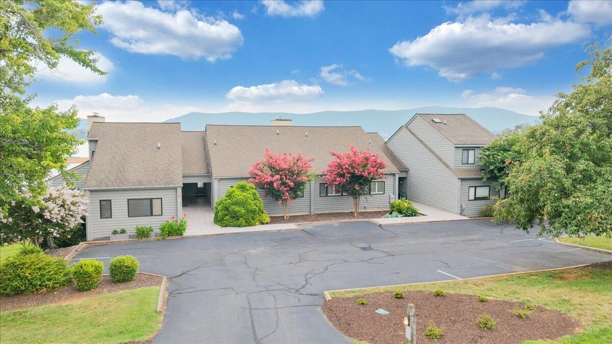 897 Ashmeade RD - Photo 102