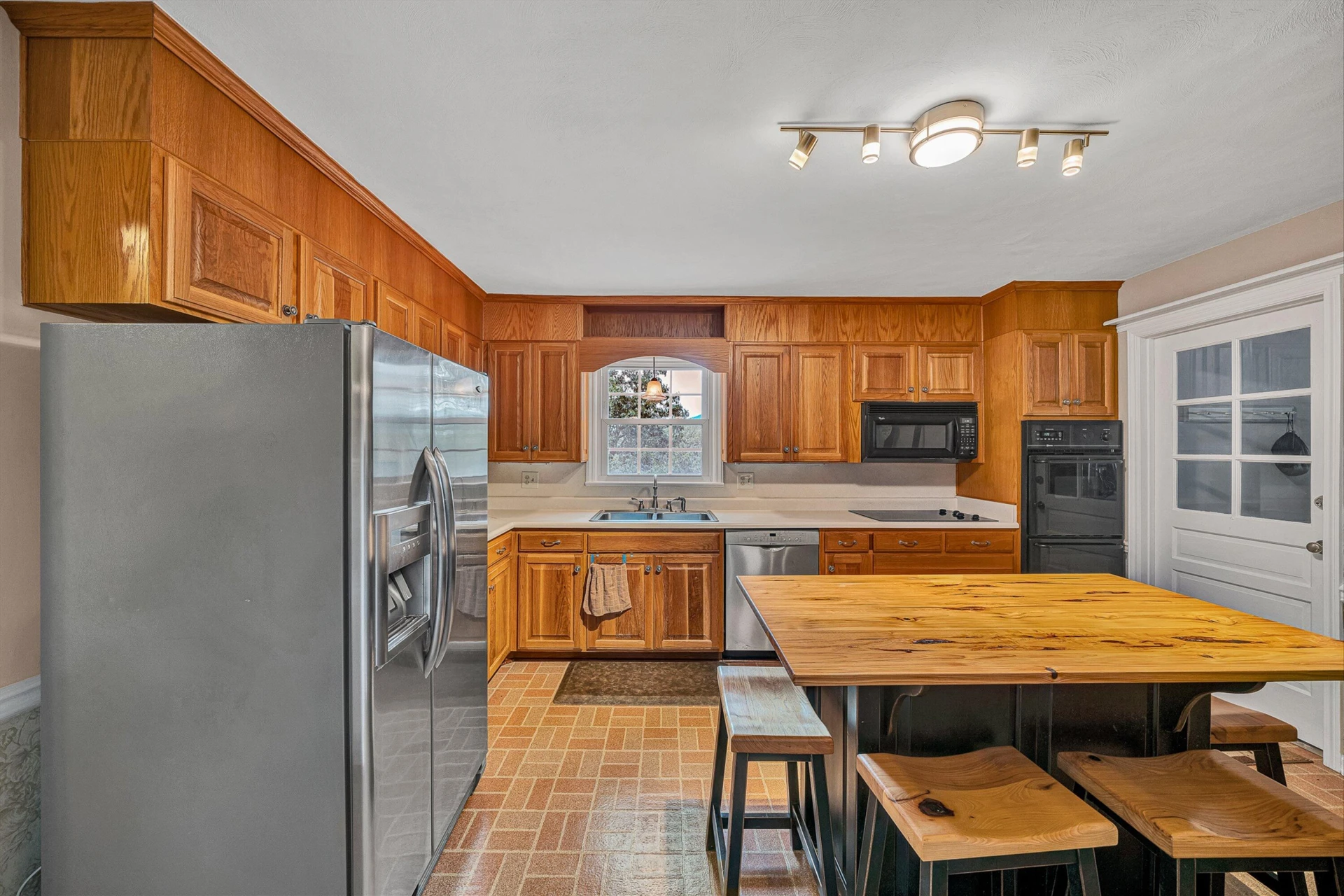 6313 Christie LN - Photo 20