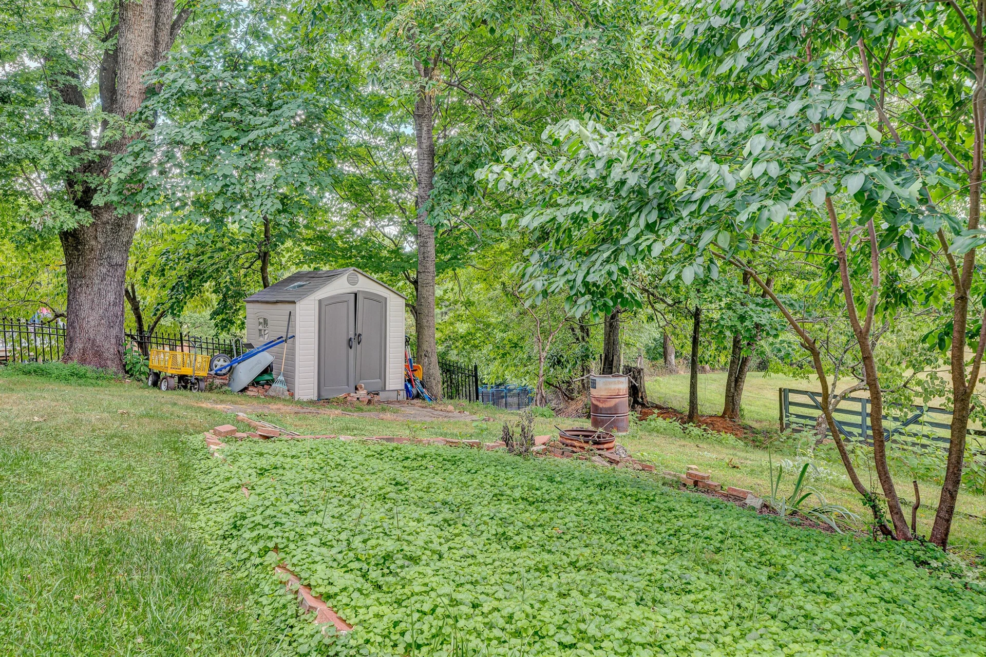 6313 Christie LN - Photo 48