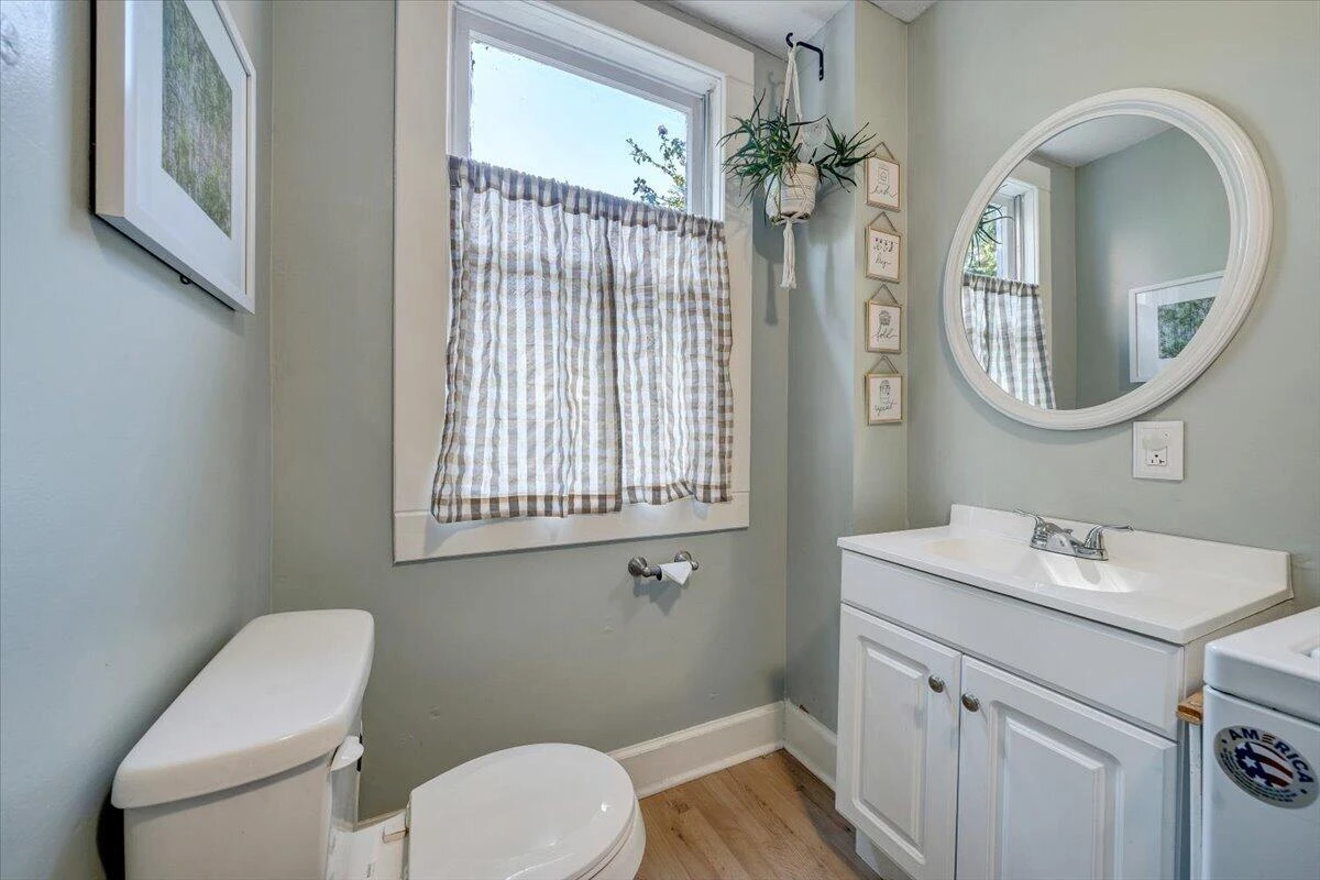 426 Woods AVE SW - Photo 18