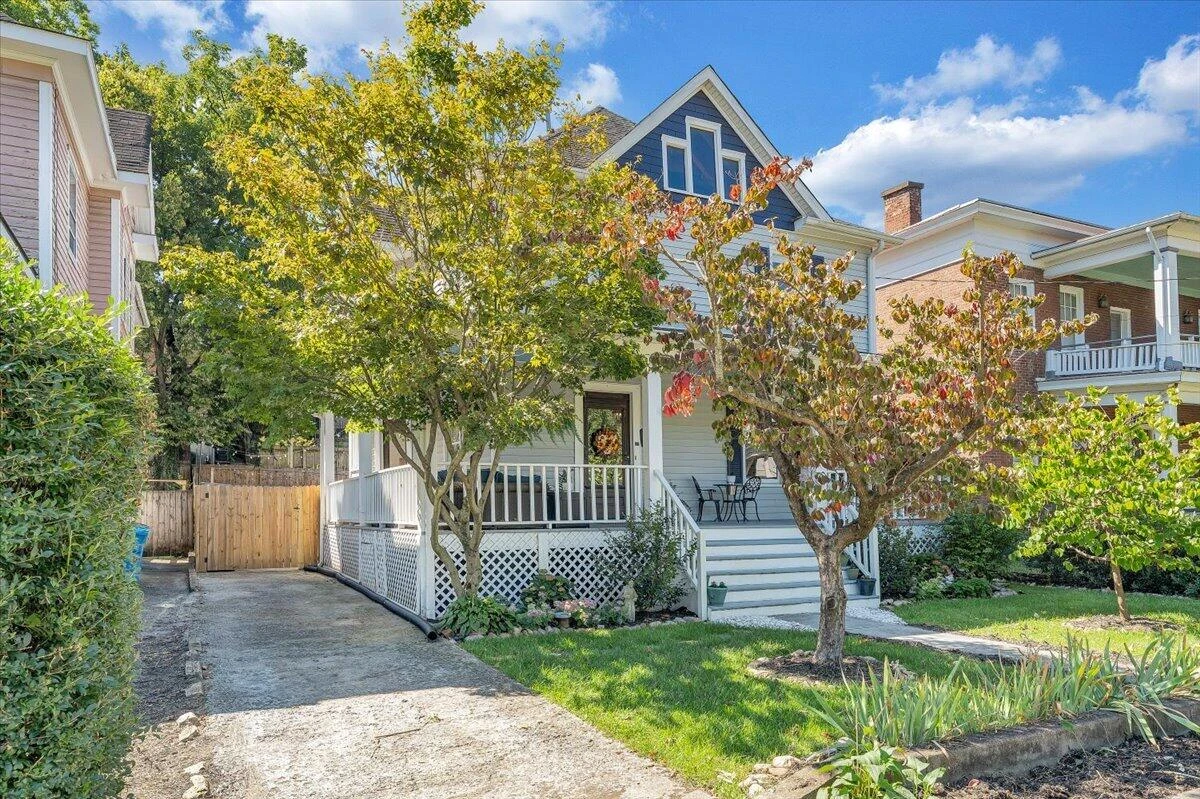 426 Woods AVE SW - Photo 45