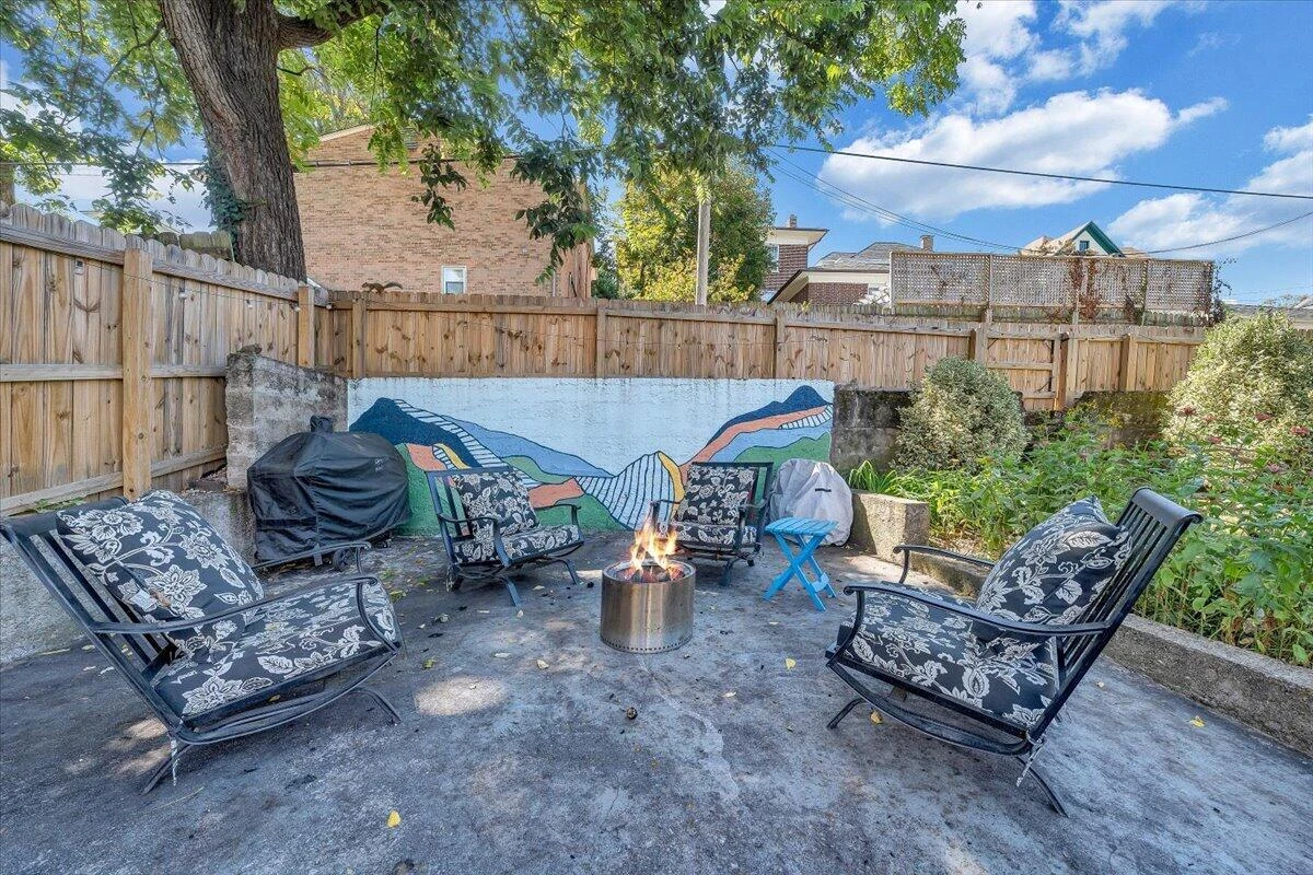 426 Woods AVE SW - Photo 50