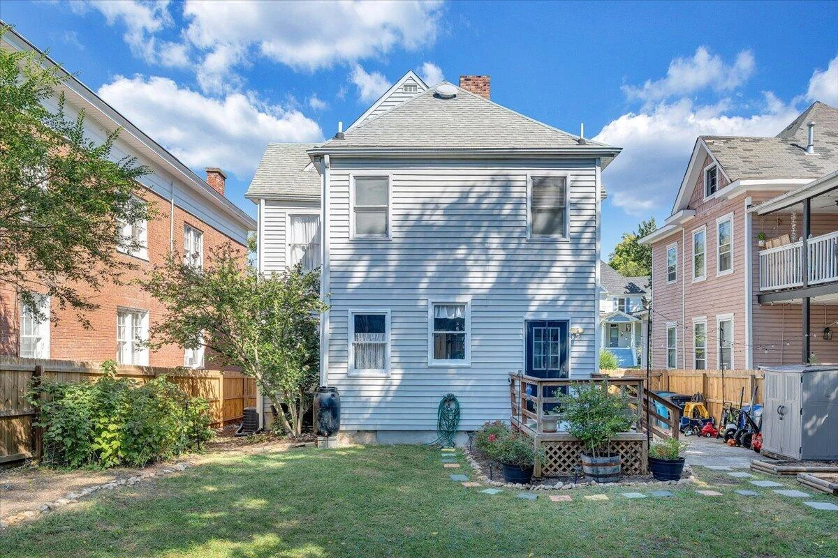 426 Woods AVE SW - Photo 51