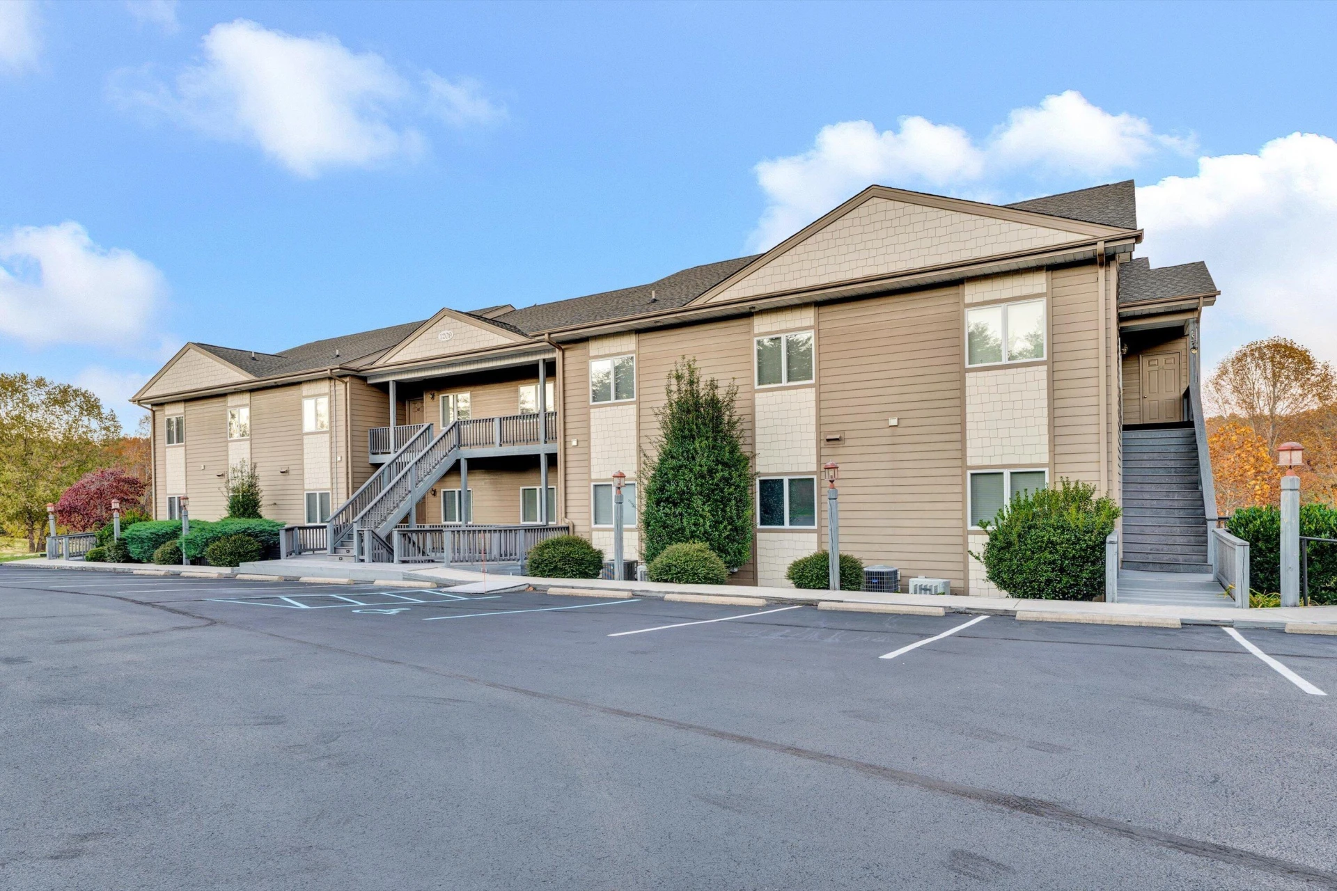 1209 Mariners WAY #UNIT 72 - Photo 3