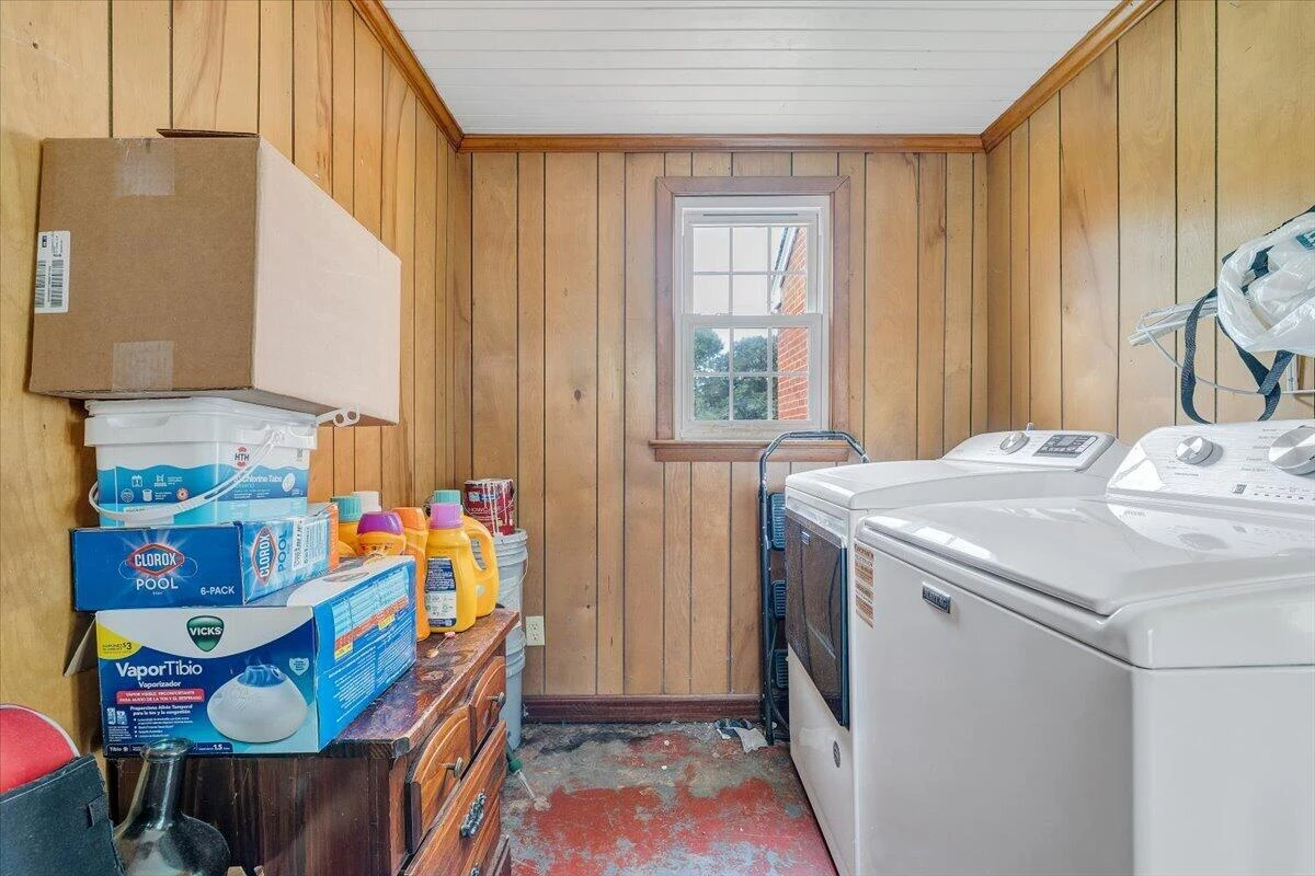 3302 Collingwood ST NE - Photo 18