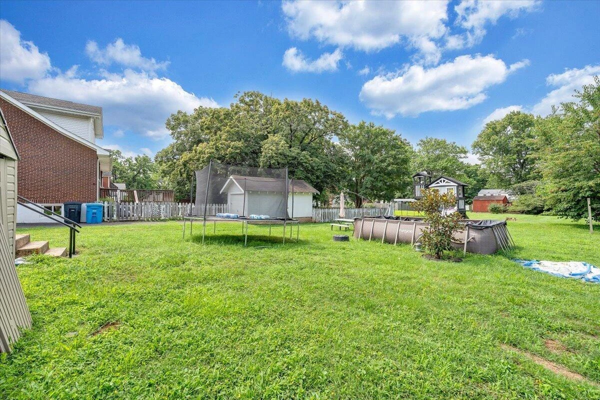 3302 Collingwood ST NE - Photo 21