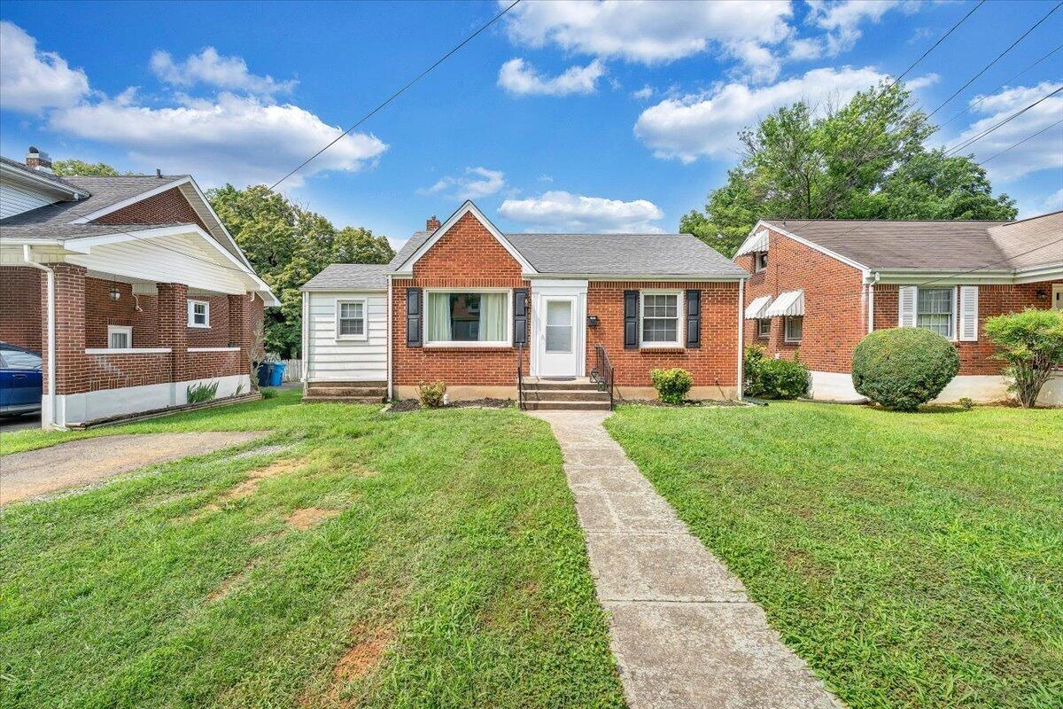 3302 Collingwood ST NE - Photo 28