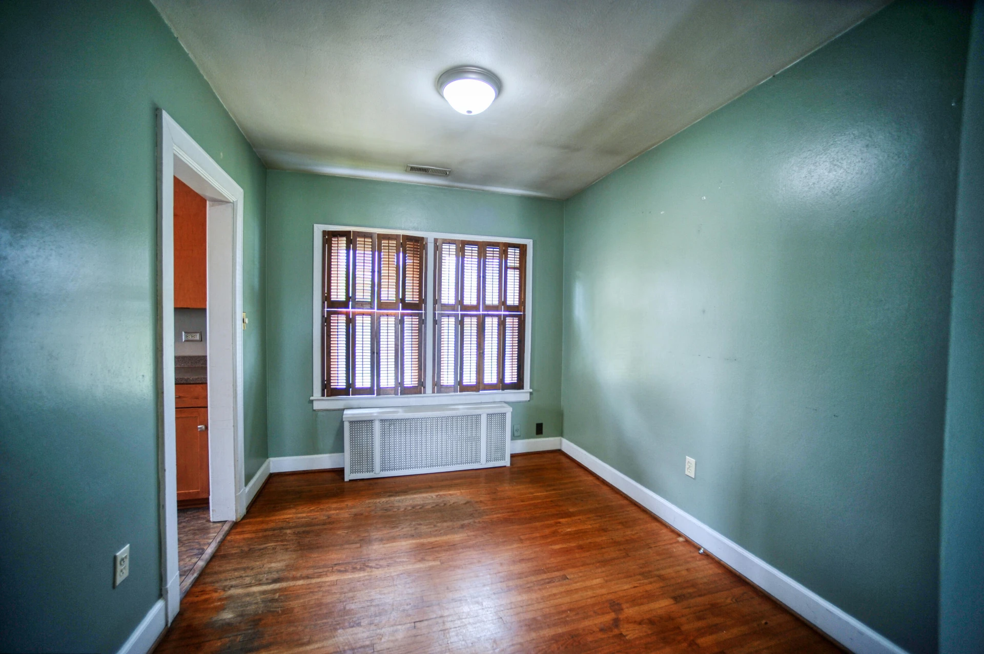 909 Acacia AVE - Photo 4