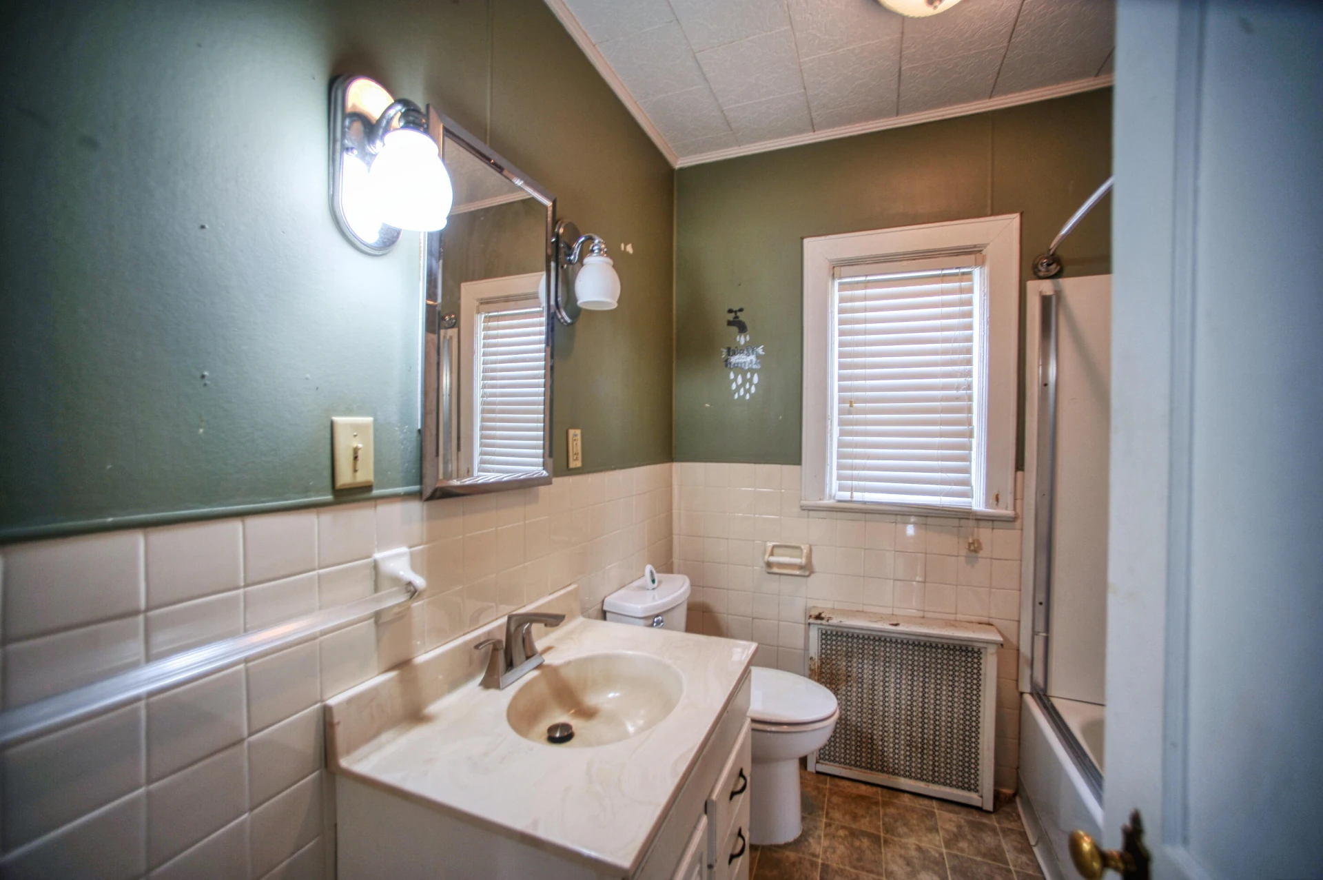 909 Acacia AVE - Photo 9
