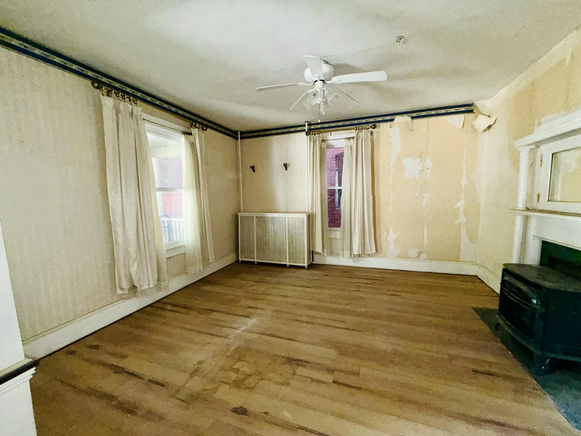 403 Pine ST - Photo 5