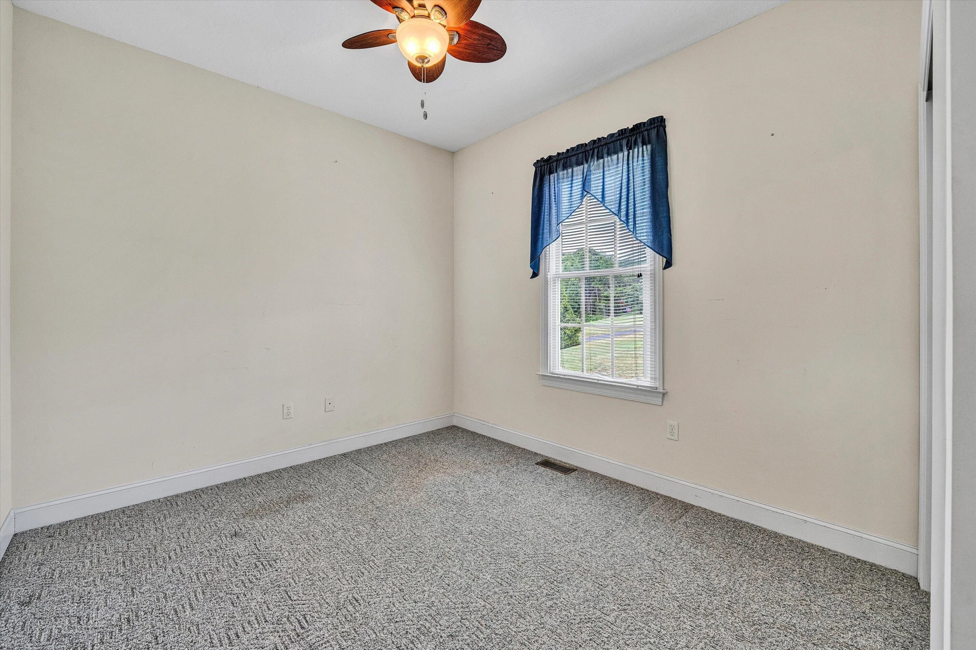 70 Sunny Field RD - Photo 12