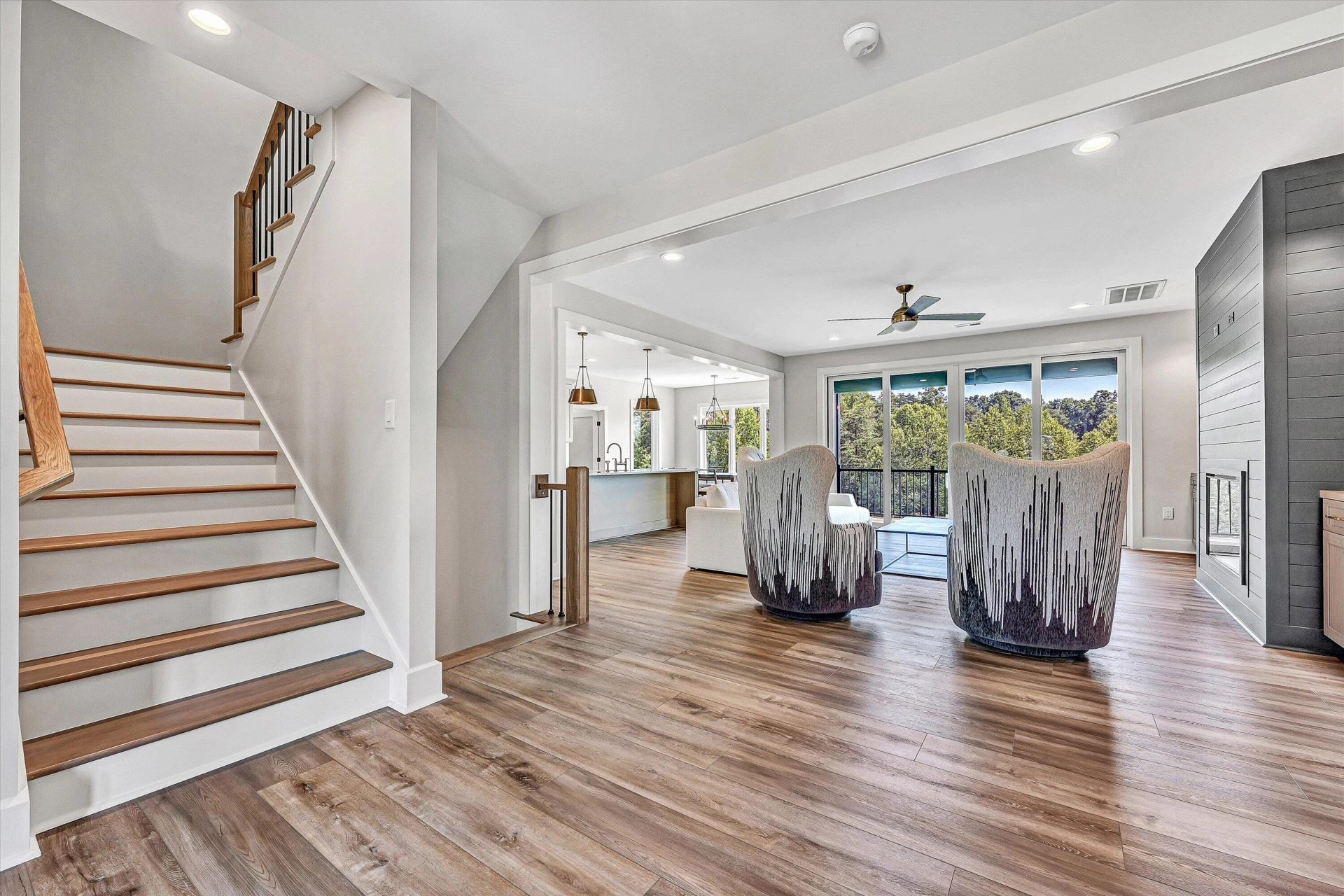 197 Mountain Shore DR - Photo 8