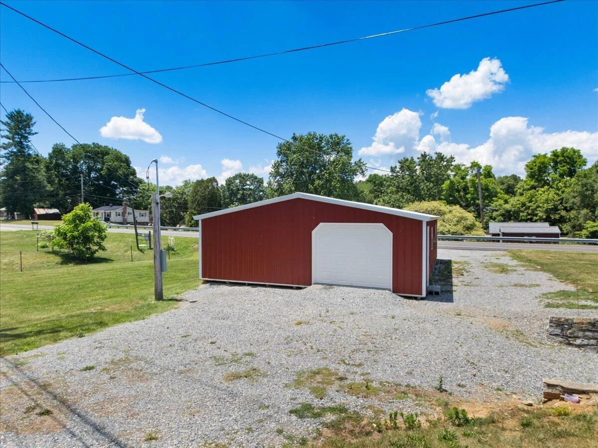 5662 Old Route 11 - Photo 12