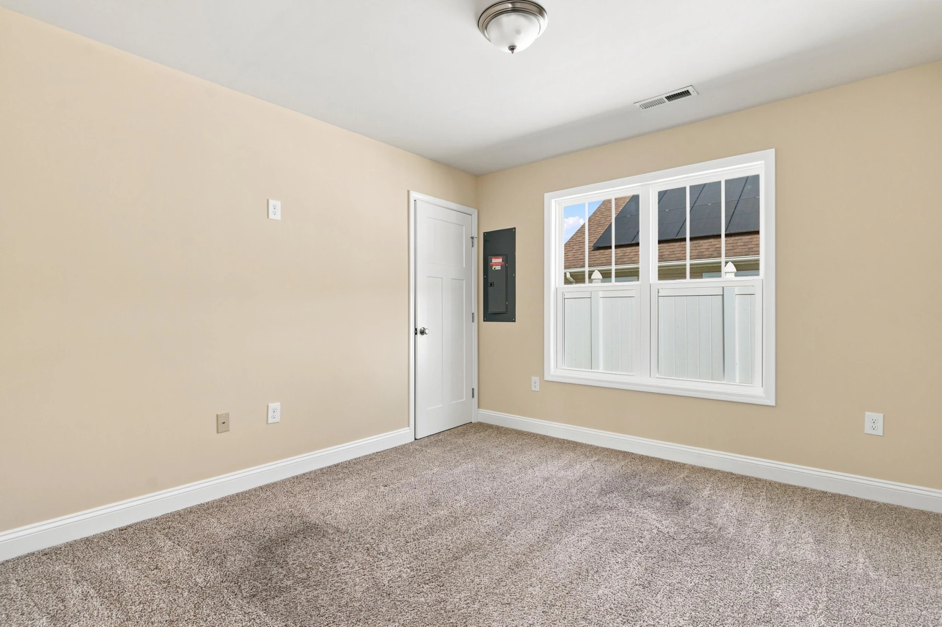 326 Franklin AVE - Photo 16