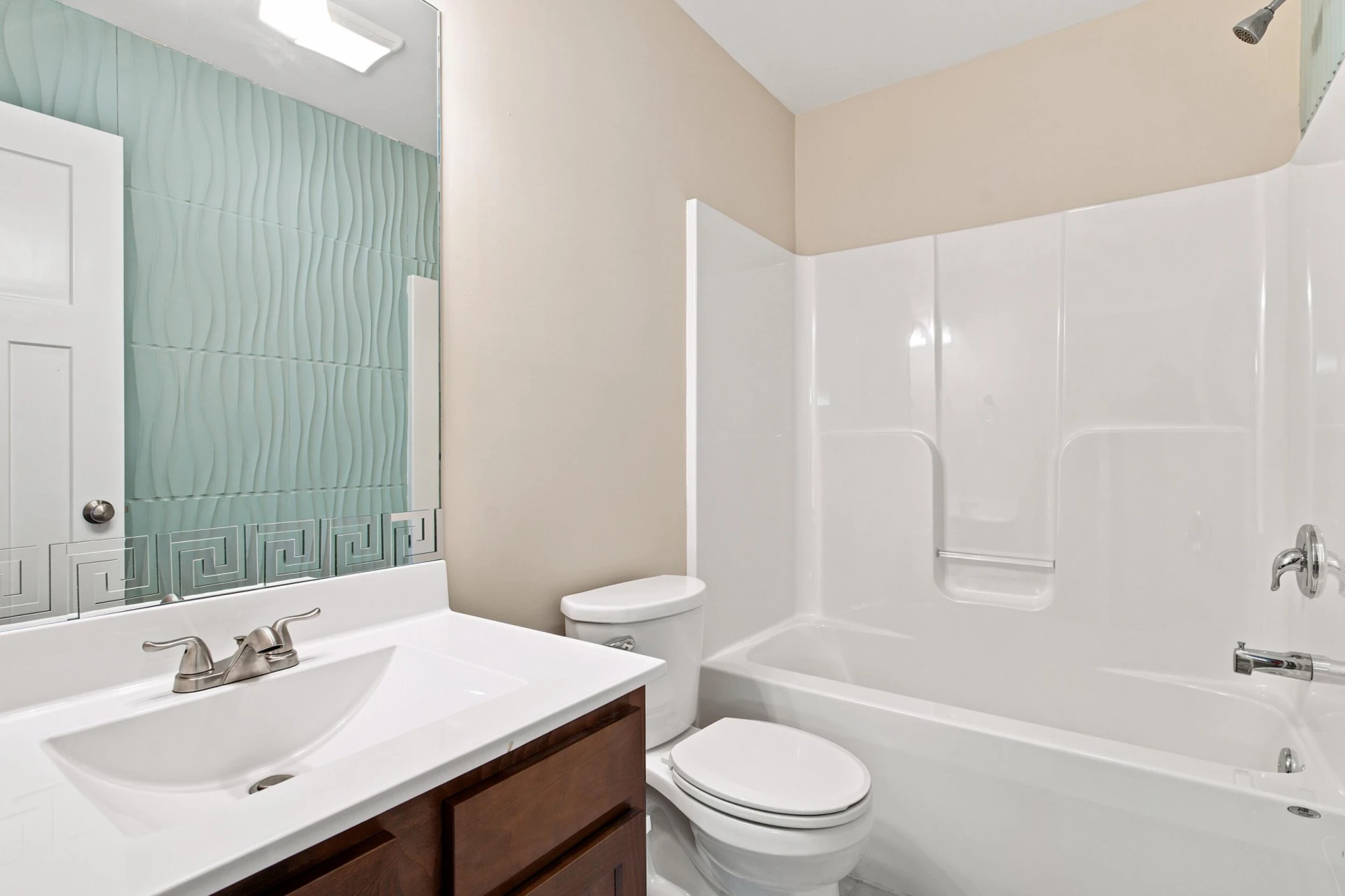 326 Franklin AVE - Photo 5