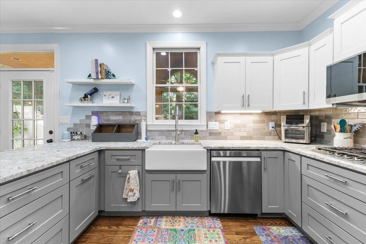 6306 Midsummer LN - Photo 13