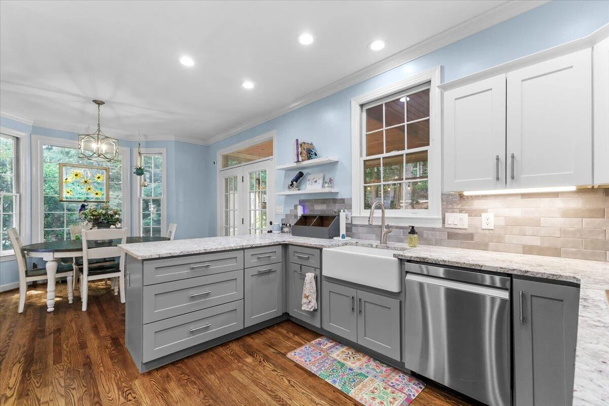 6306 Midsummer LN - Photo 14