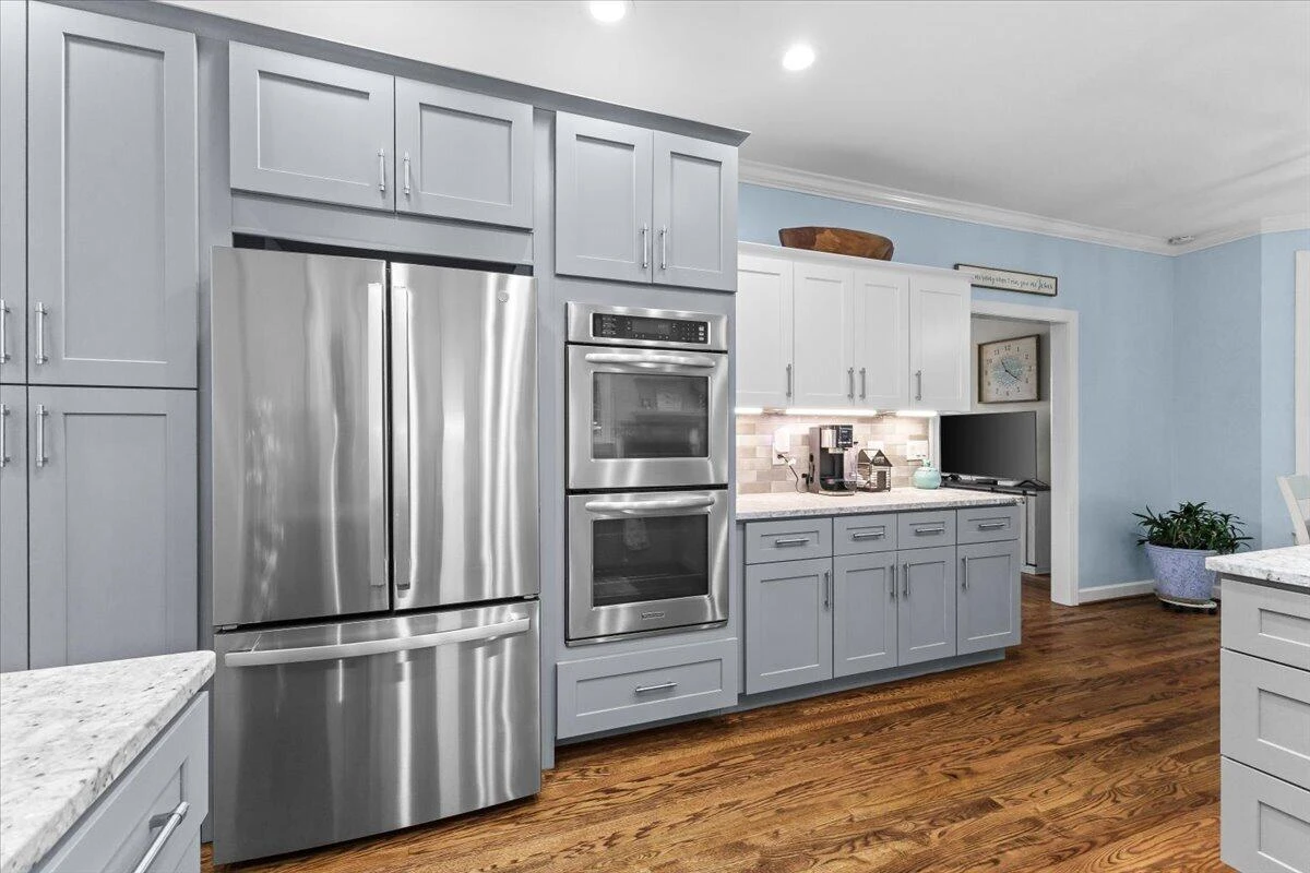 6306 Midsummer LN - Photo 18