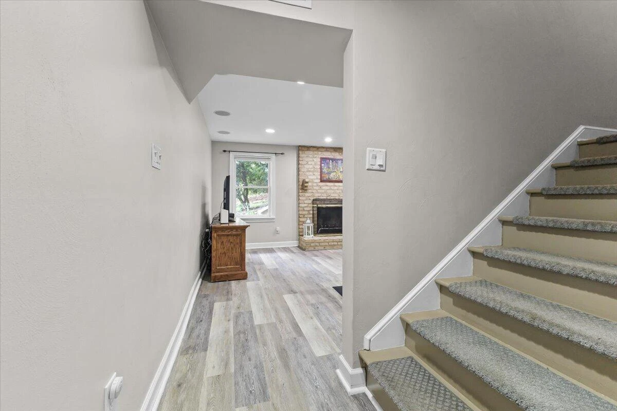 6306 Midsummer LN - Photo 47