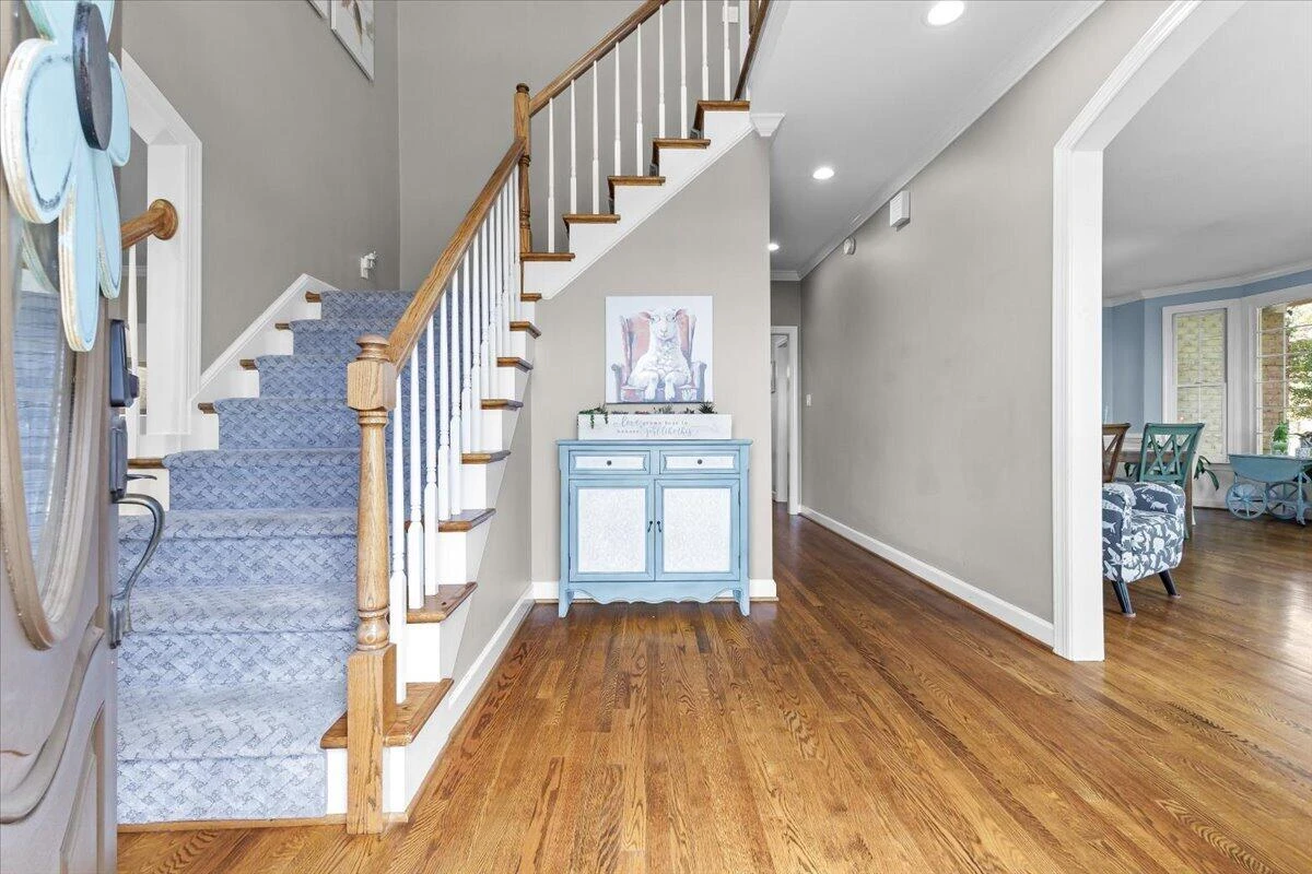 6306 Midsummer LN - Photo 5