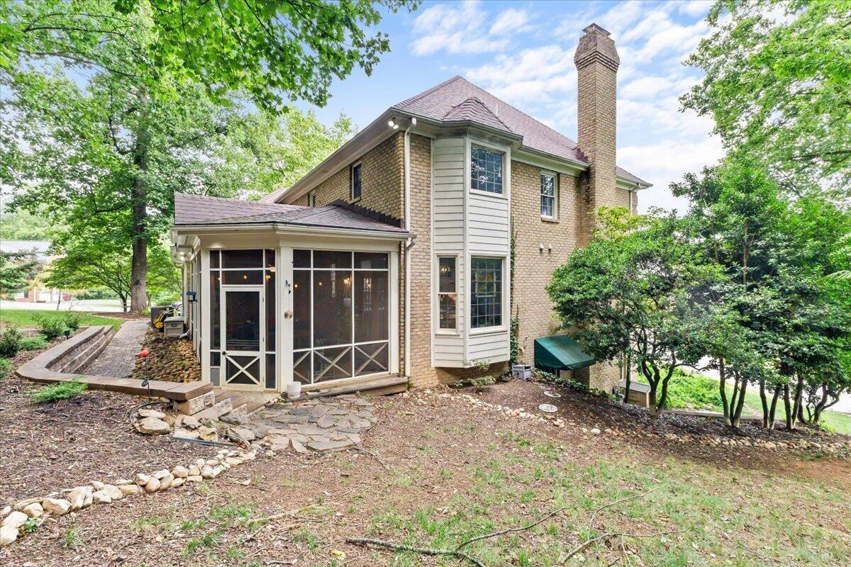 6306 Midsummer LN - Photo 58