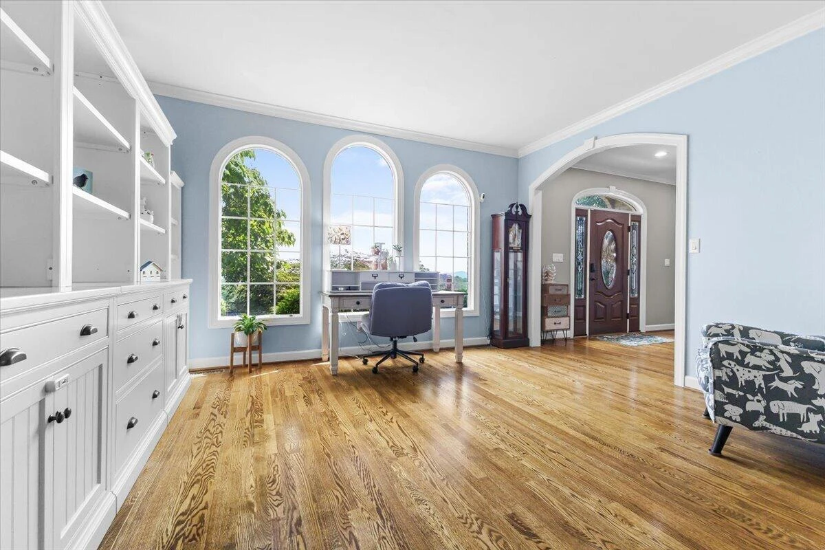 6306 Midsummer LN - Photo 6