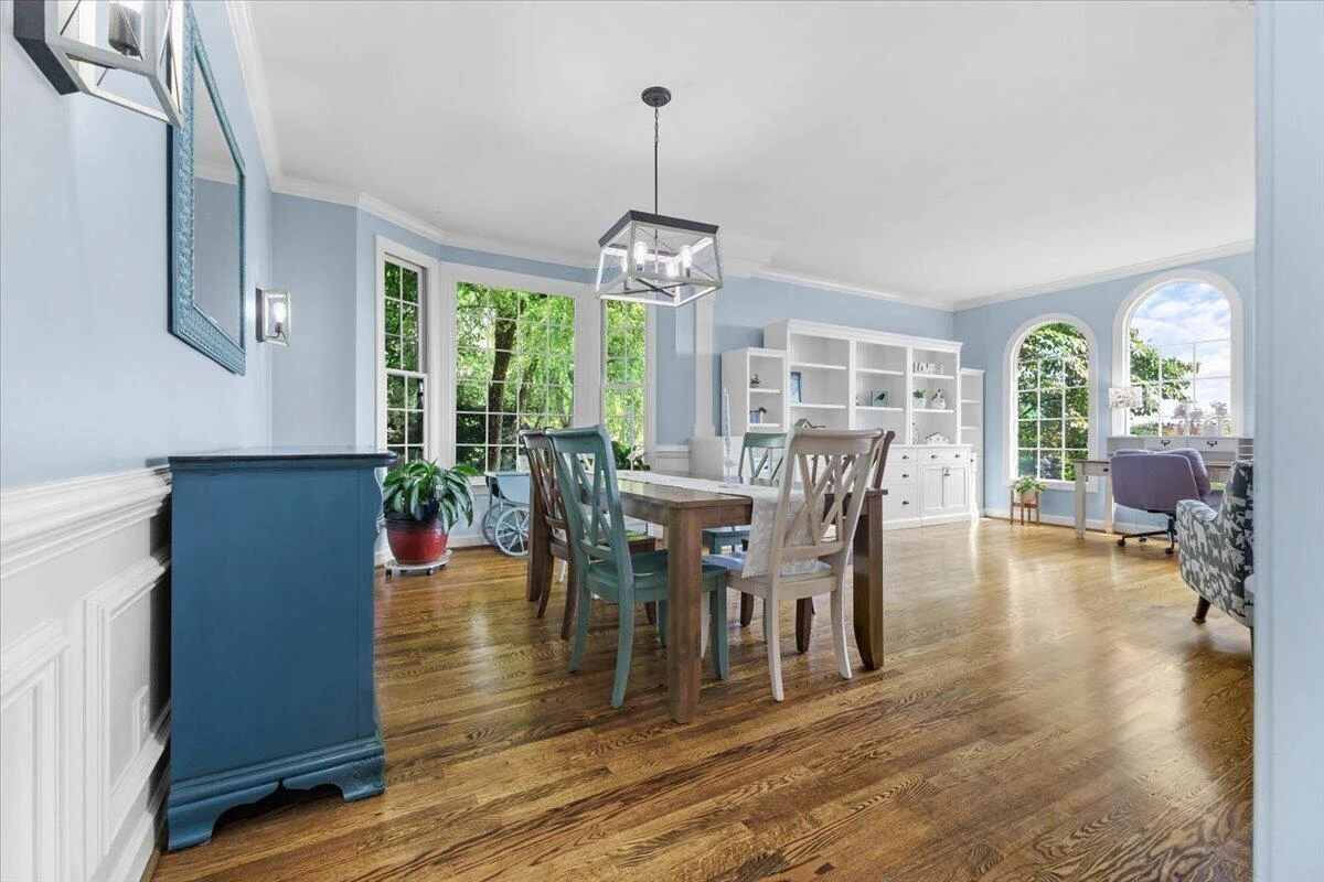 6306 Midsummer LN - Photo 8