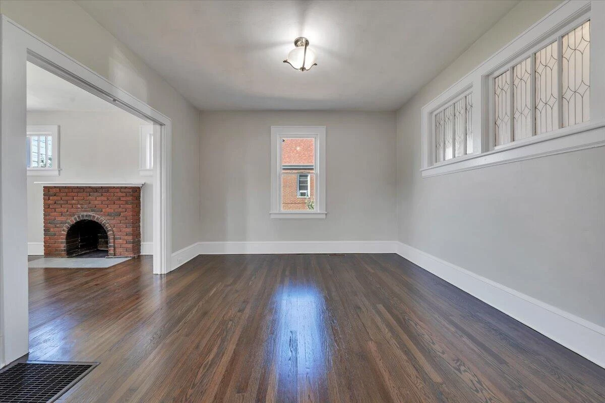 2816 10th ST NW - Photo 9