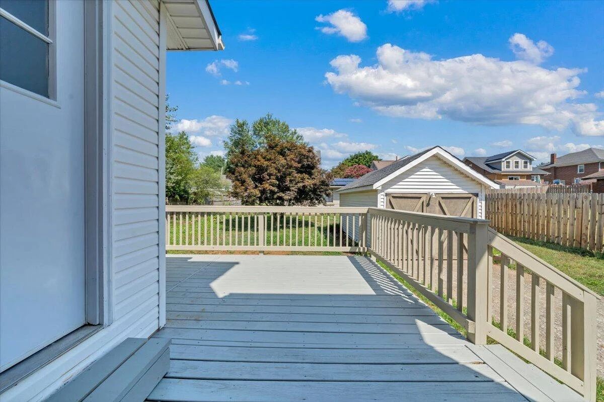 2816 10th ST NW - Photo 27