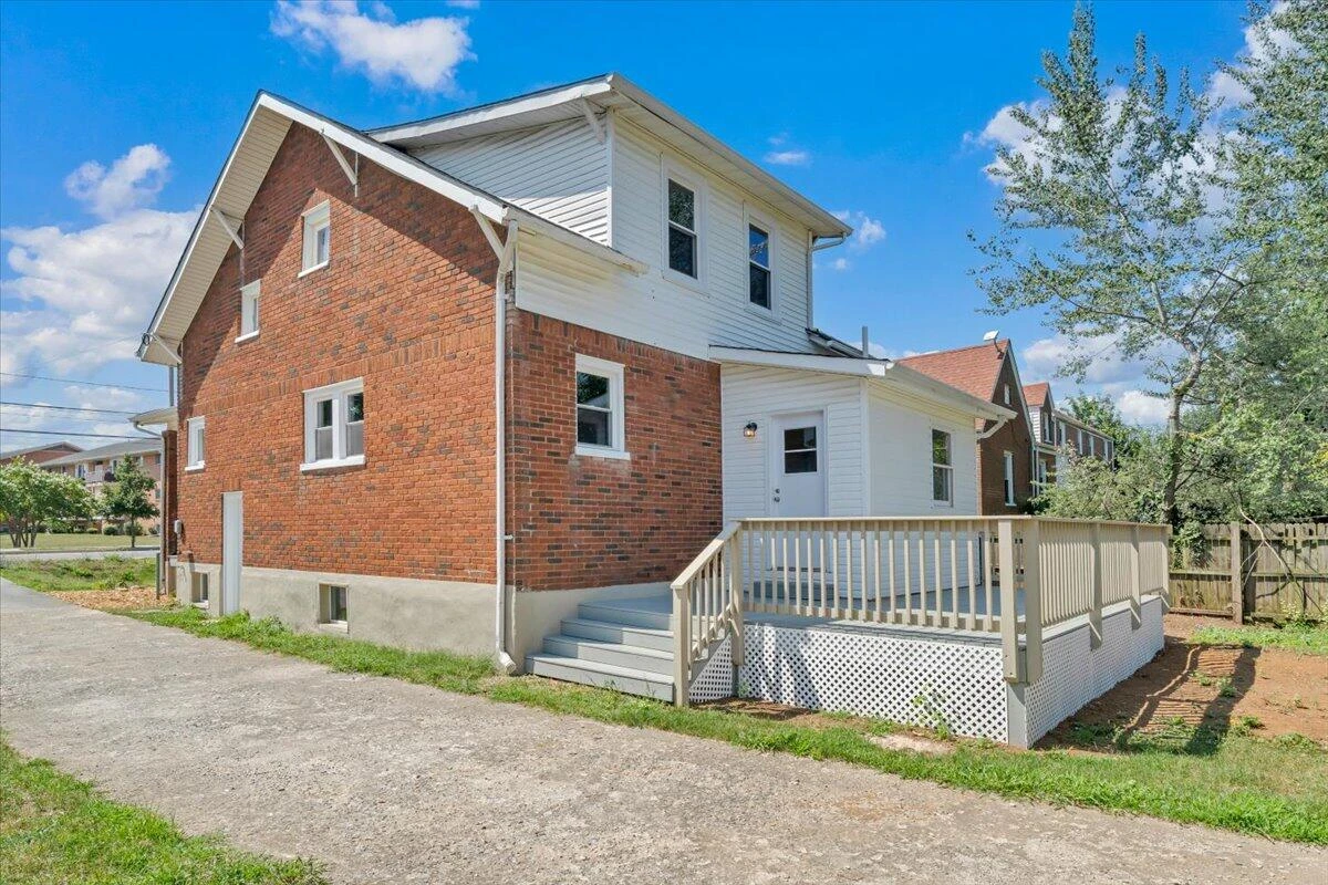 2816 10th ST NW - Photo 30