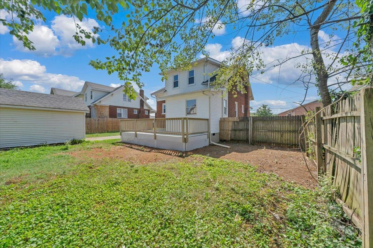 2816 10th ST NW - Photo 33