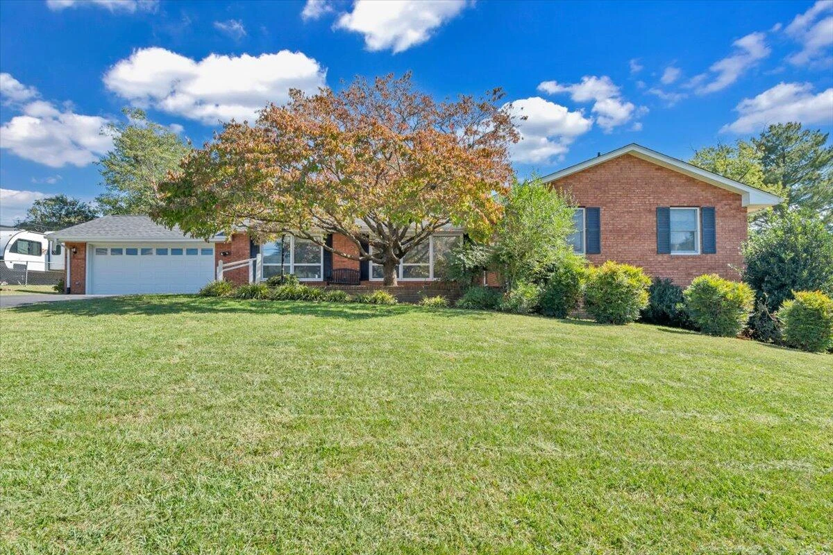 674 Azalea RD - Photo 2