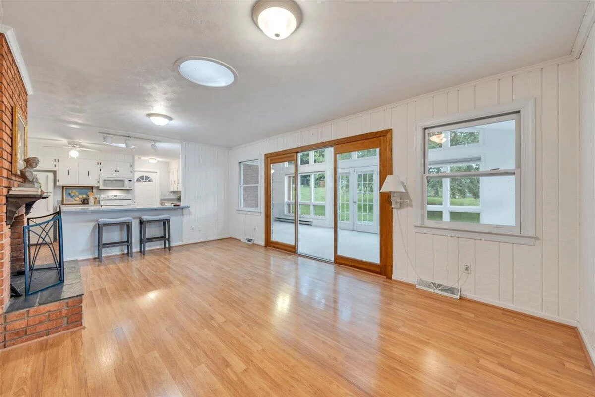 674 Azalea RD - Photo 22