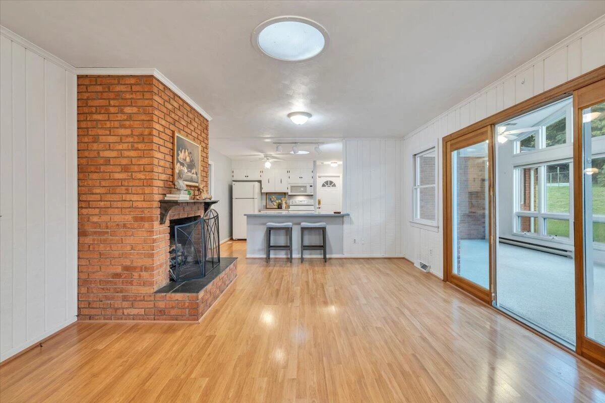 674 Azalea RD - Photo 24