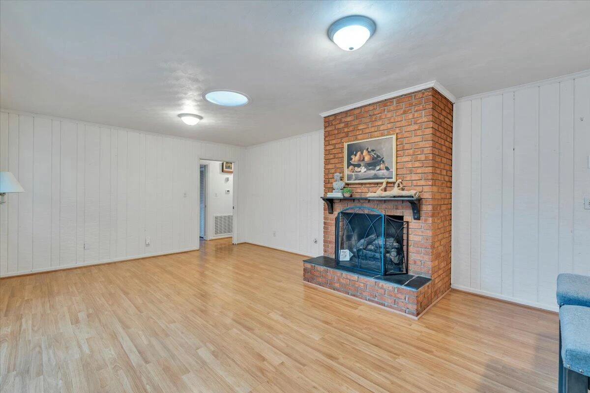 674 Azalea RD - Photo 25