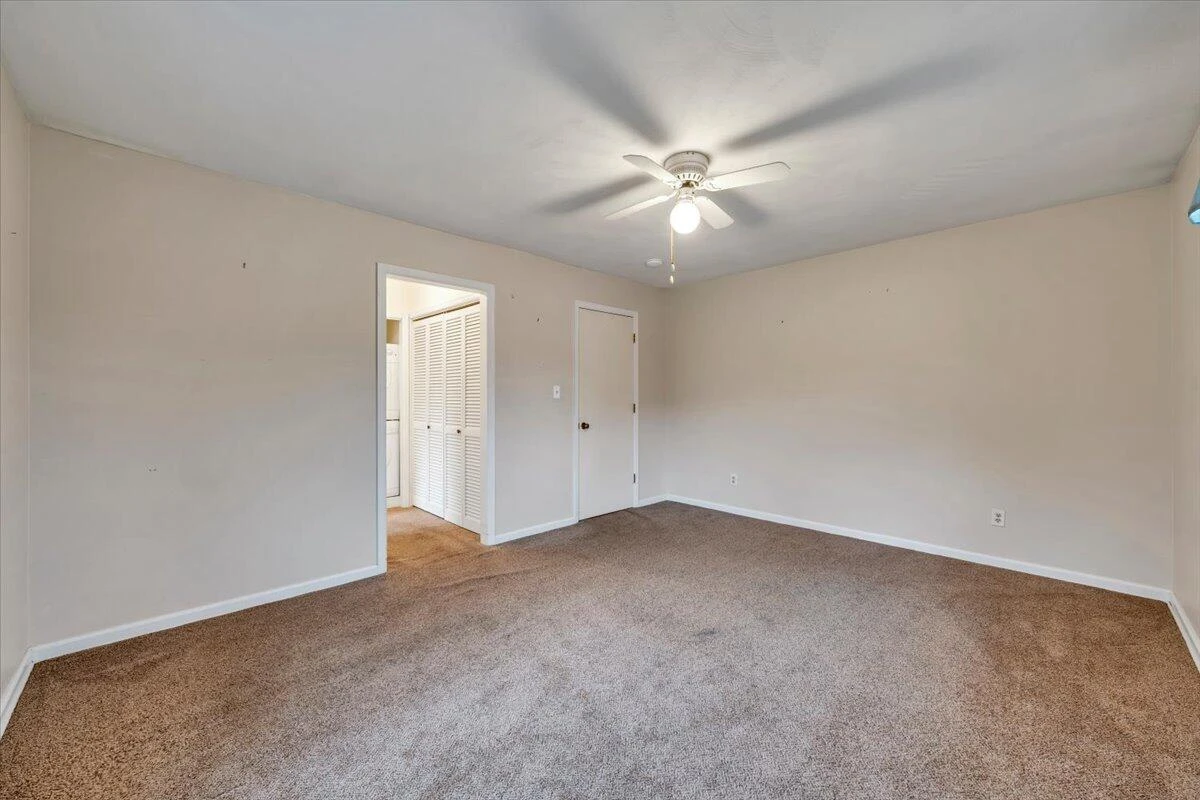 674 Azalea RD - Photo 38