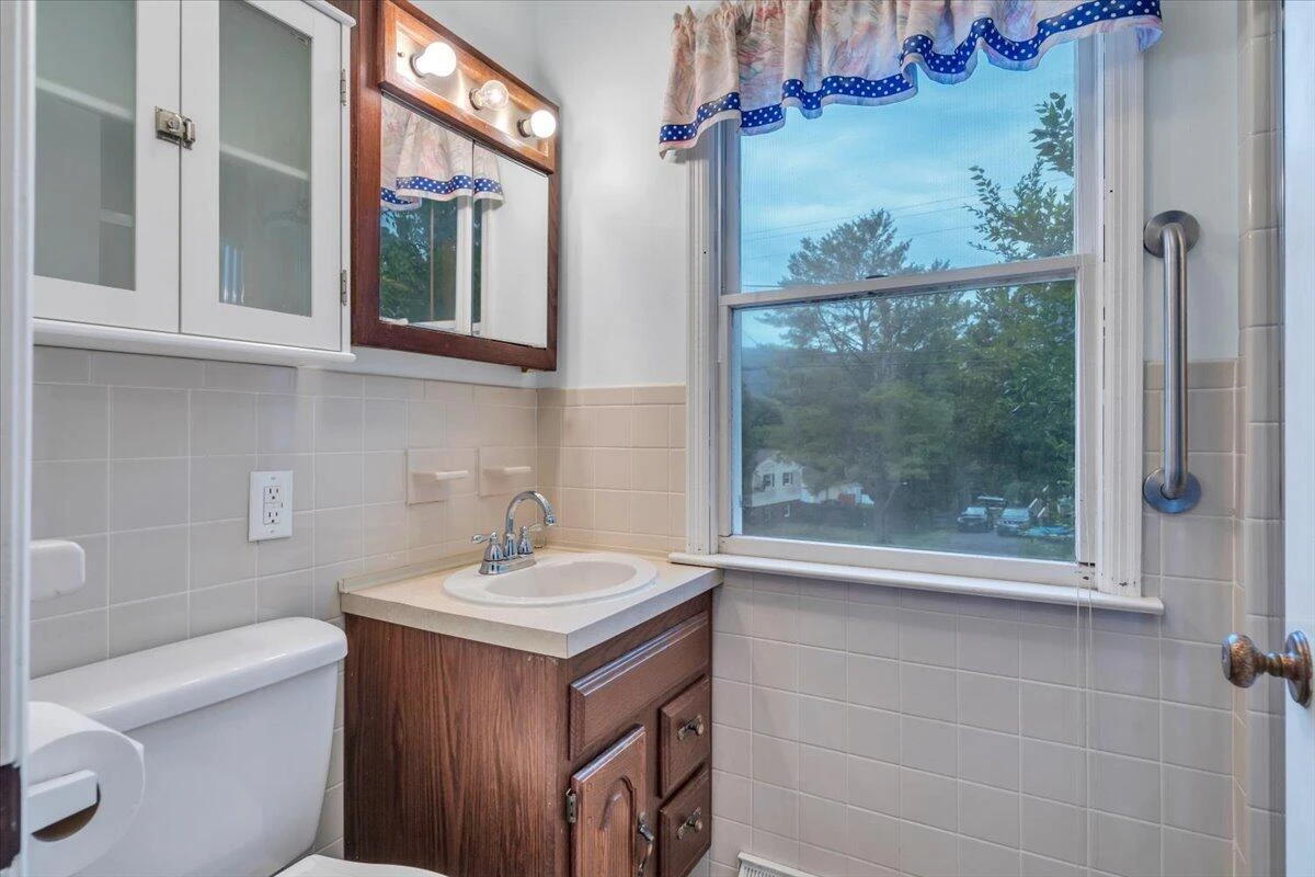 674 Azalea RD - Photo 40