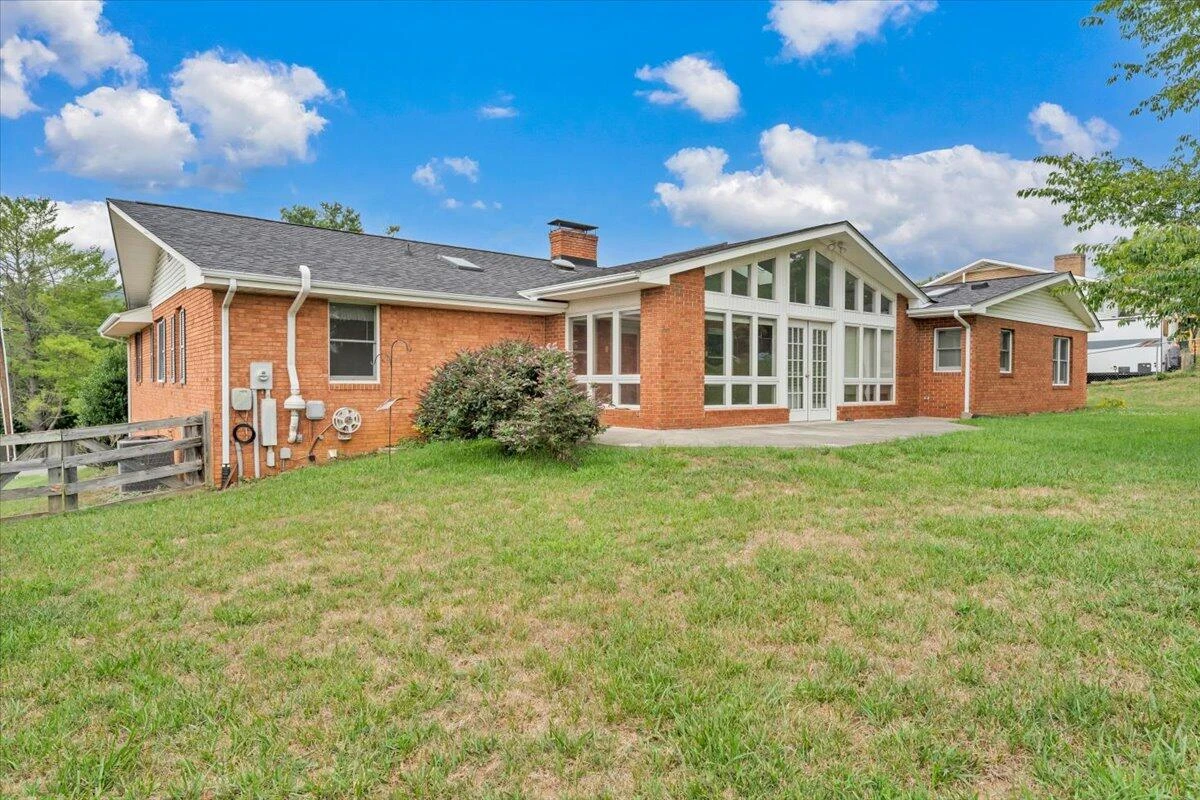 674 Azalea RD - Photo 56